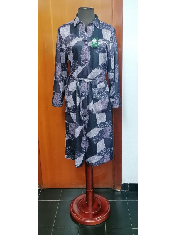 Vestido abierto con botones tonos morados